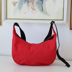 Baggu Small Nylon Crescent Bag - Candy Apple